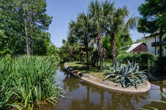 Gulf Breeze Zoo Grounds_20130509_073