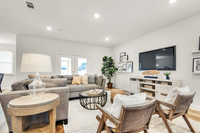 1701 Franchir Ave_20230123_032