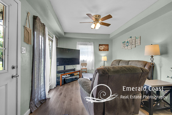 156 Garfield Dr_20230511_021