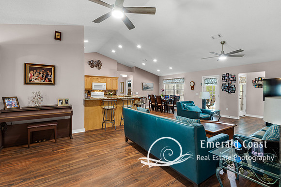 5720FarrelWay_20160413_032