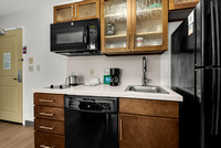 1 Queen Bed studio Suite20250314_054