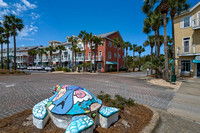 3_Courtyard at Gulf Place_20210401_010