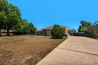 5945 Ridgeway Dr_20240823_010