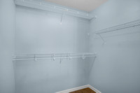2502 W 10th St Unit A_20231009_070