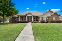 5585 Madelines Way Pace, FL