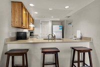Regency Towers 405W_20240401_052